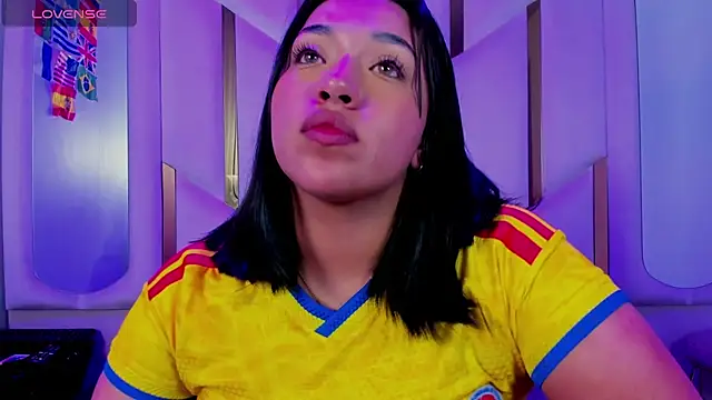 IsabellRodriguez18 online show from 28, 6, 2026