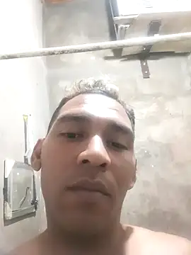 yaxom33 online show from 24, 2, 2026