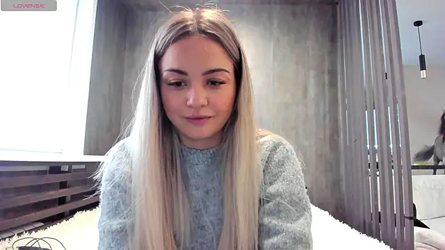 Mia   murrr online show from 8, 11, 2025