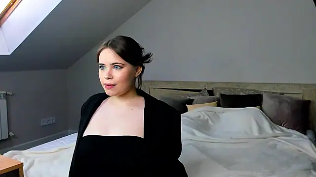 EricaElliott online show from 15, 3, 2025