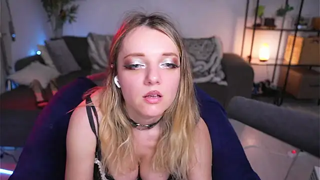 Magnetic Amy online show from 20, 2, 2025