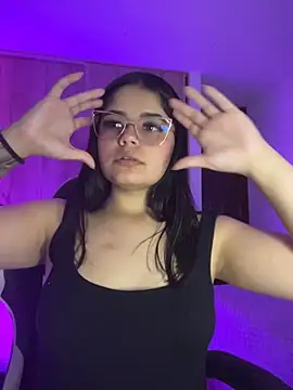 pretty angela1 online show from 5, 6, 2026