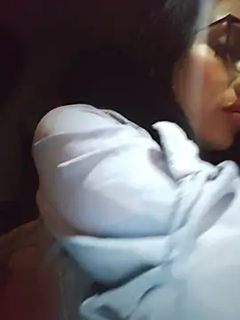 Isabellitasexi38 online show from 1, 3, 2026