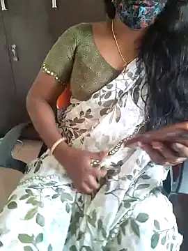 Snapshot of Tamil_roja69 chatting on 28, 4, 2026 Tamil roja69 online show from 28, 4, 2026