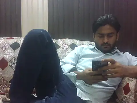 Snapshot of indihotguy chatting on 29, 10, 2025 indihotguy online show from 29, 10, 2025