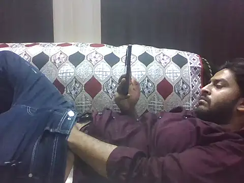 Snapshot of indihotguy chatting on 4, 11, 2025 indihotguy online show from 4, 11, 2025