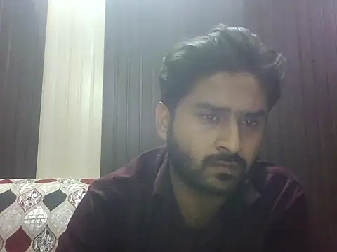 Snapshot of indihotguy chatting on 5, 11, 2025 indihotguy online show from 5, 11, 2025