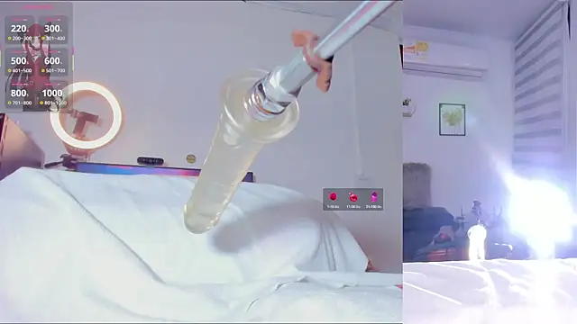 Maria Jones  online show from 26, 11, 2025