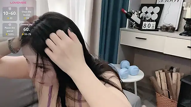 Caicai-a online show from 13, 10, 2025