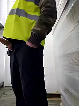 Naked Uk Guy online show from 6, 2, 2025