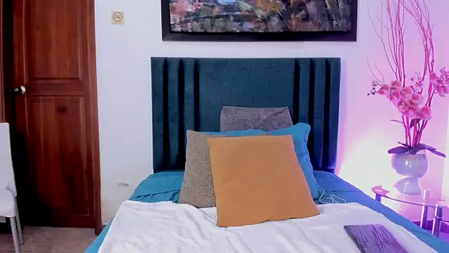 EloiseQuinn online show from 20, 1, 2025