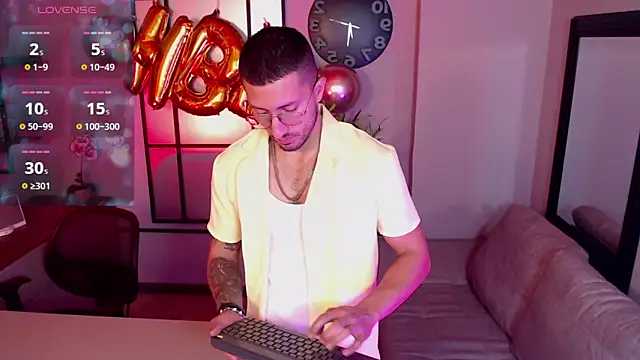 Snapshot of Nathan_rivers chatting on 18, 1, 2025 Nathan rivers online show from 18, 1, 2025