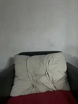 Snapshot of Ninabrunette18 chatting on 12, 7, 2026 Ninabrunette18 online show from 12, 7, 2026