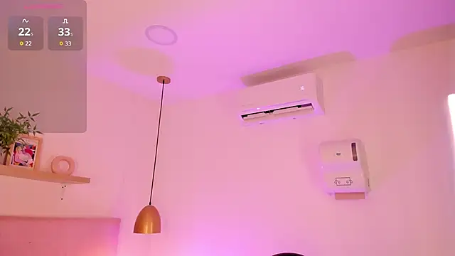 violeta candyy  online show from 16, 4, 2026