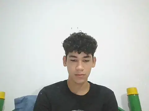 Snapshot of leo_teen chatting on 15, 1, 2025 leo teen online show from 15, 1, 2025