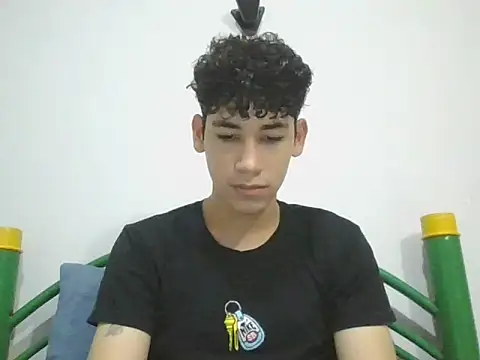 Snapshot of leo_teen chatting on 16, 1, 2025 leo teen online show from 16, 1, 2025