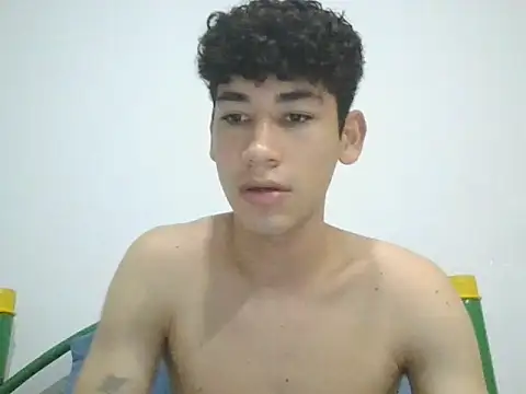 Snapshot of leo_teen chatting on 19, 1, 2025 leo teen online show from 19, 1, 2025