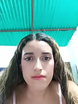 Snapshot of faby_Hot chatting on 7, 1, 2025 faby Hot online show from 7, 1, 2025