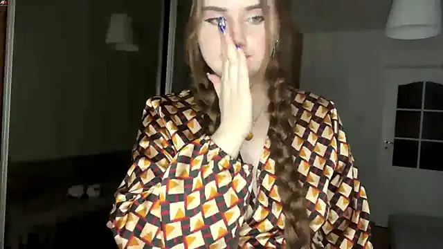 SelinaHope18 online show from 15, 1, 2025