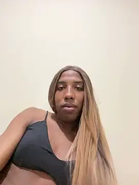 Snapshot of Celine_trans01 chatting on 29, 12, 2024 Celine trans01 online show from 29, 12, 2024