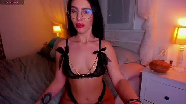 Snapshot of LexyBrianna chatting on 12, 3, 2025 LexyBrianna online show from 12, 3, 2025
