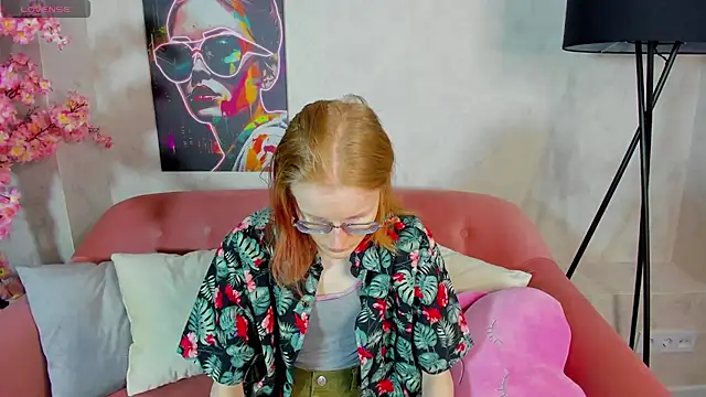 ElizabethHarpper online show from 5, 1, 2025