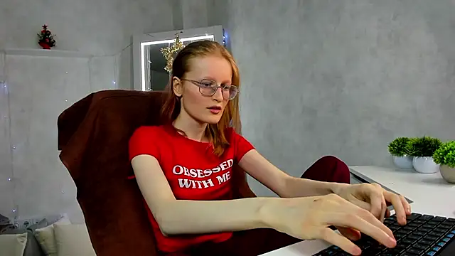 ElizabethHarpper online show from 6, 1, 2025