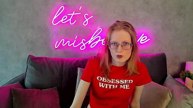 ElizabethHarpper online show from 1, 2, 2025