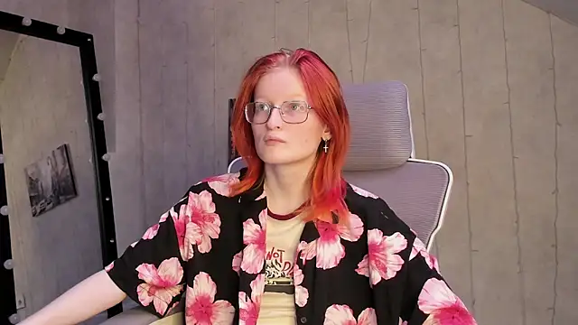 ElizabethHarpper online show from 6, 2, 2026