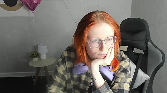 ElizabethHarpper online show from 19, 2, 2026