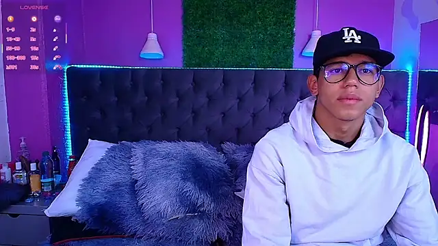 RyanPricee online show from 6, 2, 2026