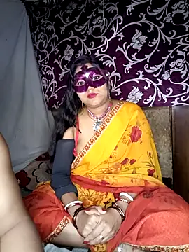 Hot muskaan online show from 23, 9, 2025