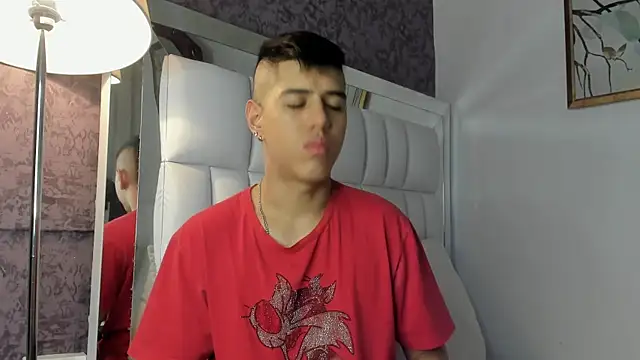 Snapshot of Angel_Khouri chatting on 27, 1, 2025 Angel Khouri online show from 27, 1, 2025