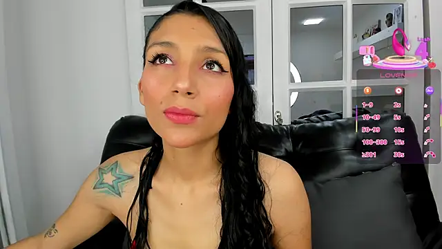 Snapshot of miss___evangeline chatting on 25, 2, 2025 miss evangeline online show from 25, 2, 2025