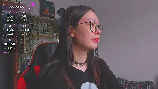 kittenrisha online show from 12, 3, 2025