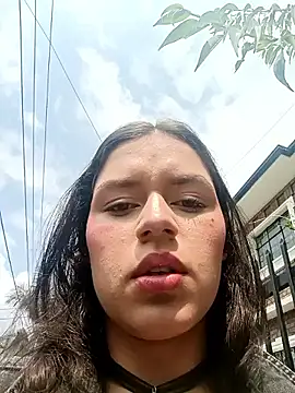 Danni shy online show from 22, 12, 2025