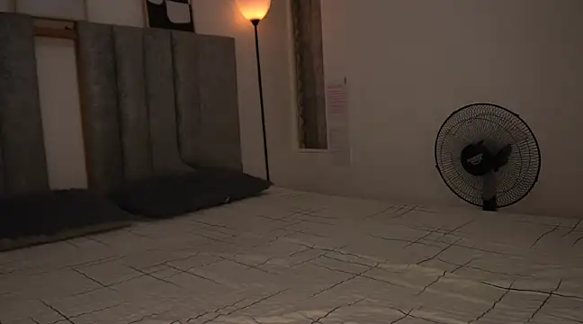 womantall99 online show from 30, 12, 2024