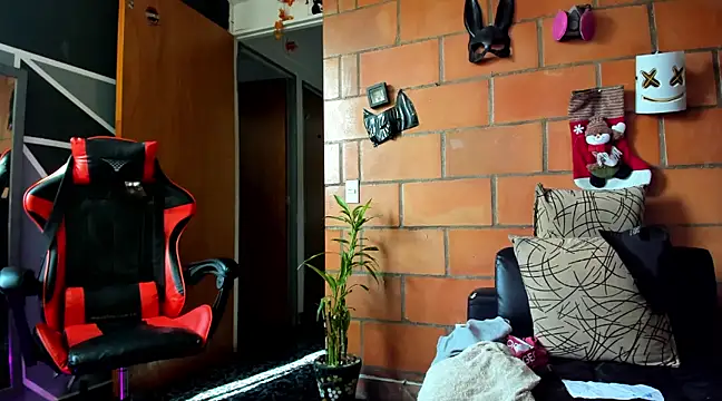 Adam Valenciia online show from 26, 1, 2025