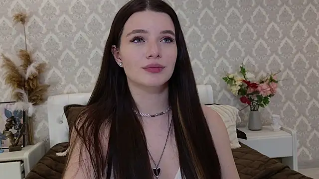 Snapshot of Nellie_Medina chatting on 17, 1, 2025 Nellie Medina online show from 17, 1, 2025