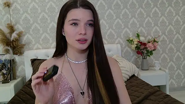 Snapshot of Nellie_Medina chatting on 19, 1, 2025 Nellie Medina online show from 19, 1, 2025