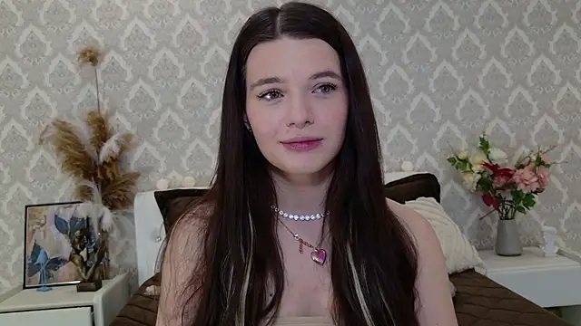 Snapshot of Nellie_Medina chatting on 24, 2, 2025 Nellie Medina online show from 24, 2, 2025