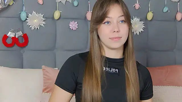 Snapshot of TheEmma chatting on 20, 4, 2026 TheEmma online show from 20, 4, 2026