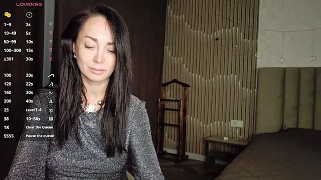 Monica Weiss online show from 25, 4, 2026