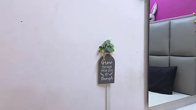 KRYSSTARITTER4 online show from 26, 10, 2025