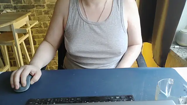 Sweet Phoenix online show from 7, 2, 2026