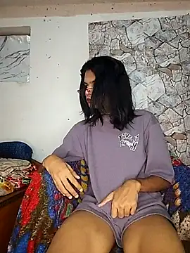 Enna Zarza  online show from 12, 9, 2025