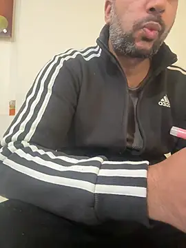 skyisthelimit12 online show from 4, 2, 2026