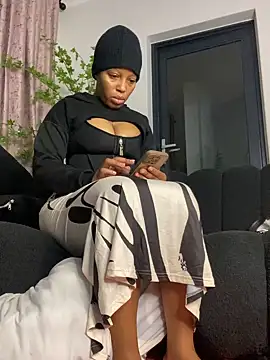 Thando04 online show from 21, 12, 2025