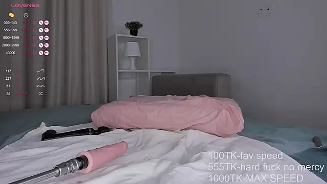 EllyFantasy online show from 2, 2, 2025