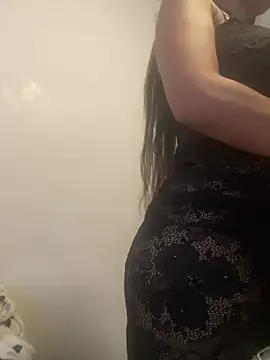 Snapshot of CurvyQueen19 chatting on 22, 2, 2025 CurvyQueen19 online show from 22, 2, 2025